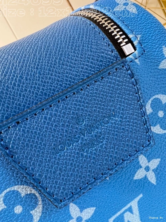 -28*15*16.5CM DOPP LOUIS KIT VUITTON 0824